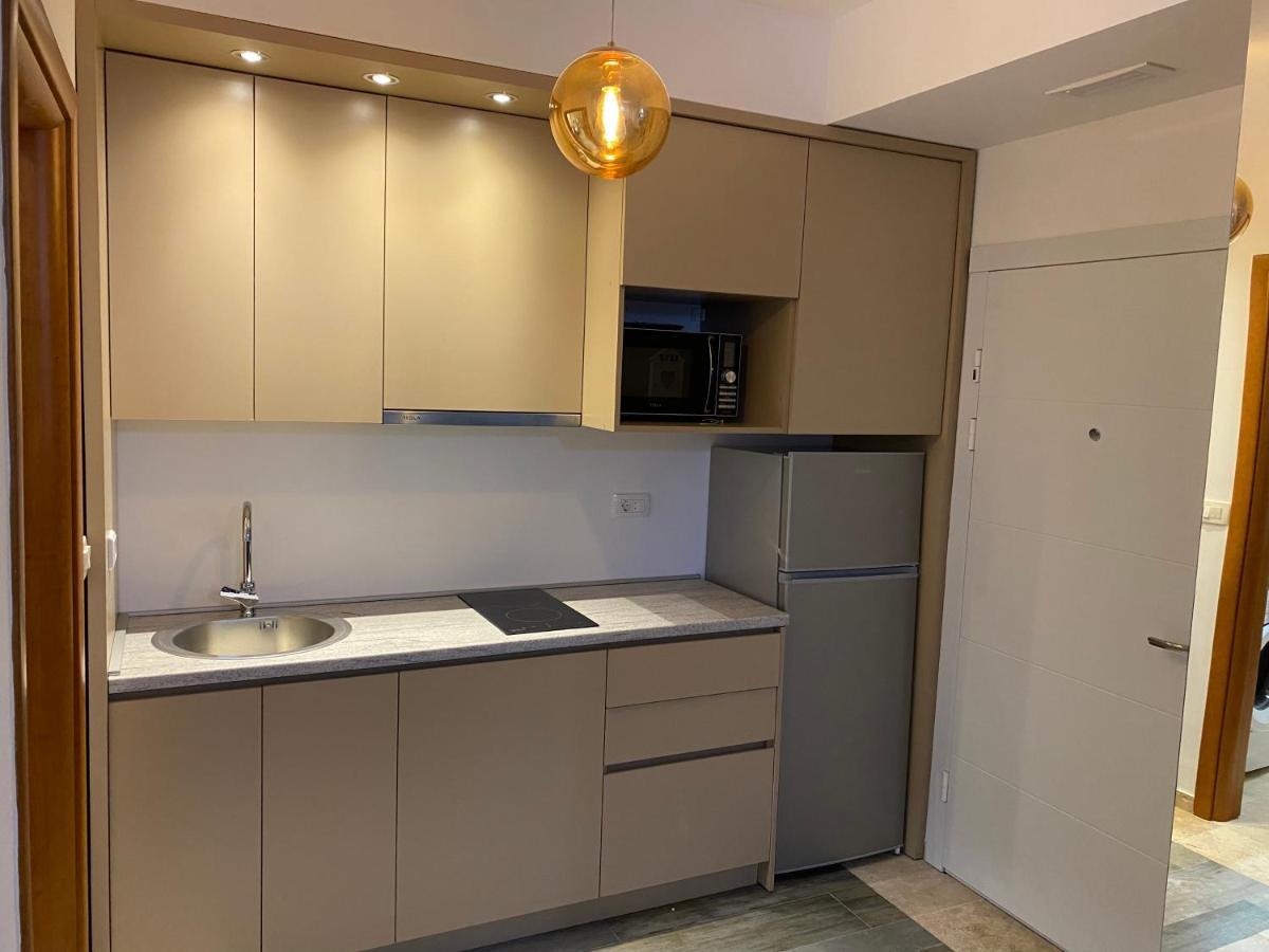 Bitcoin And Ethereum Deluxe Apartments Бар Екстер'єр фото