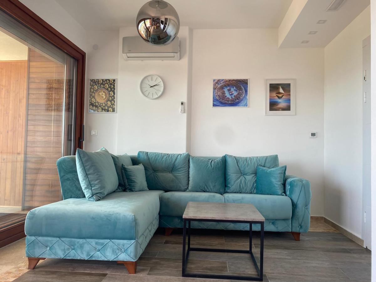 Bitcoin And Ethereum Deluxe Apartments Бар Екстер'єр фото